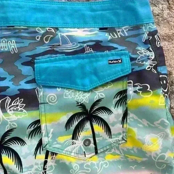 Big Kid Swim  Trunks Hurley Size 20 - Picture 6 of 10